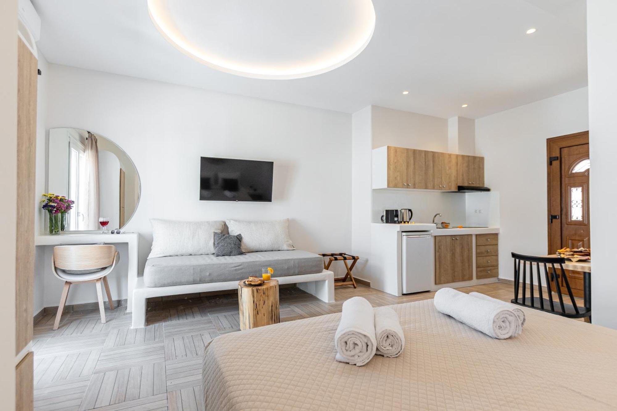 Adama'S Suites Naxos City Ngoại thất bức ảnh