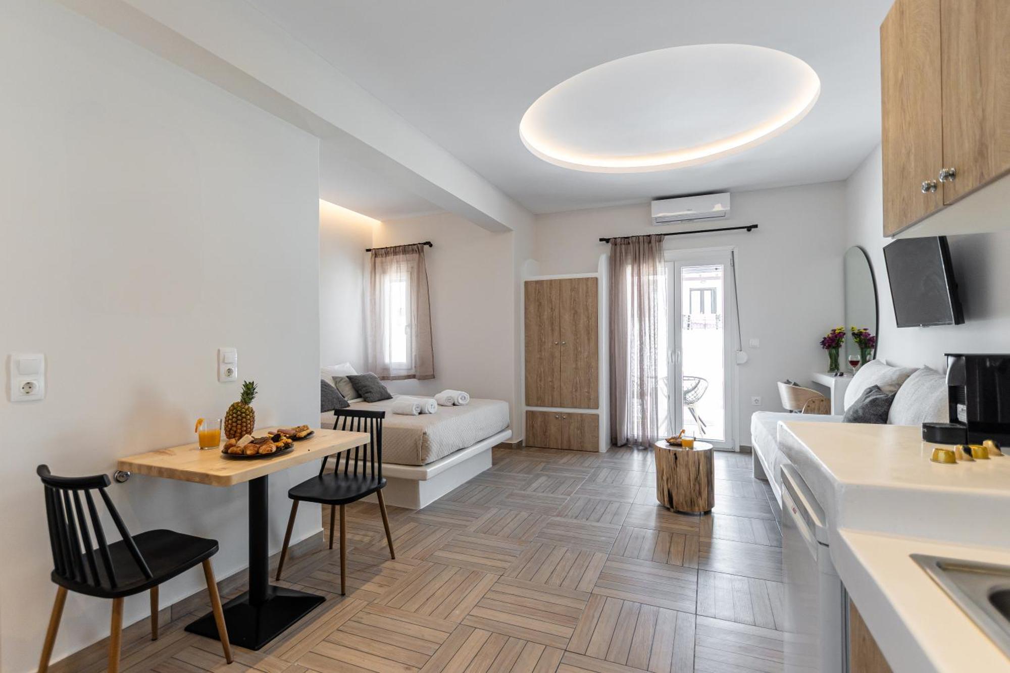 Adama'S Suites Naxos City Phòng bức ảnh